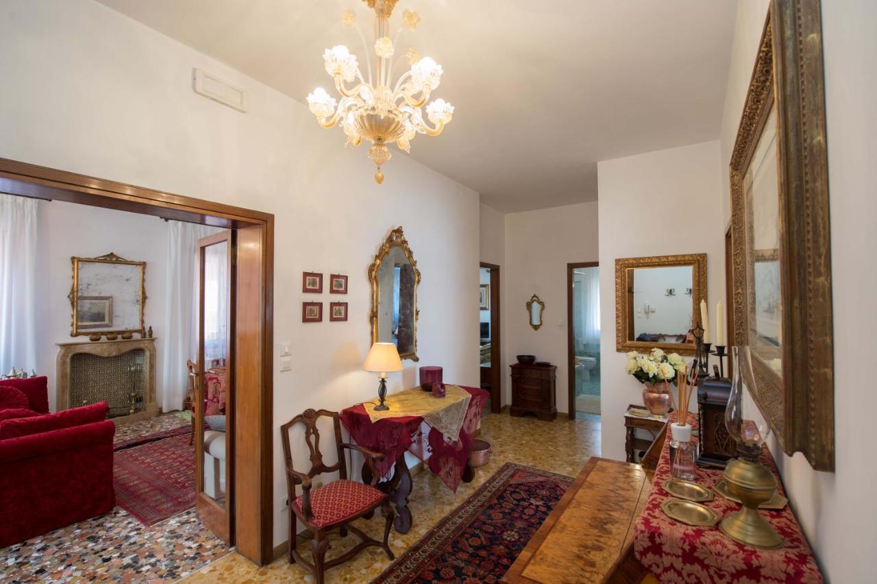 Savoia E Jolanda Apartments Venice Exterior photo