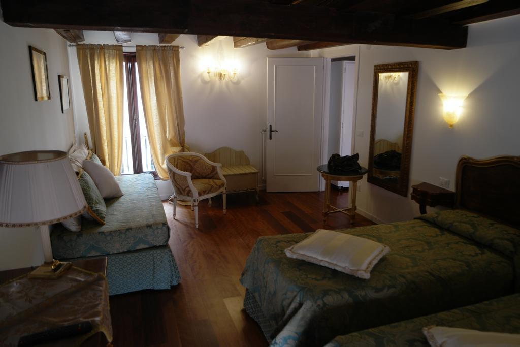 Savoia E Jolanda Apartments Venice Exterior photo