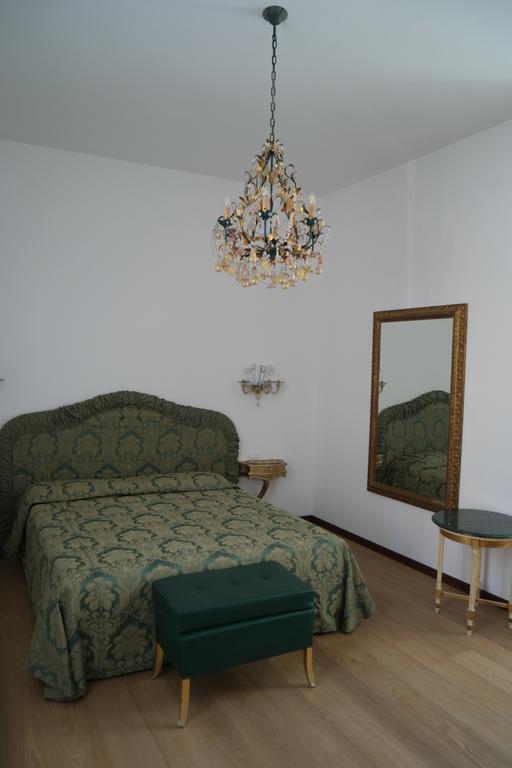 Savoia E Jolanda Apartments Venice Exterior photo