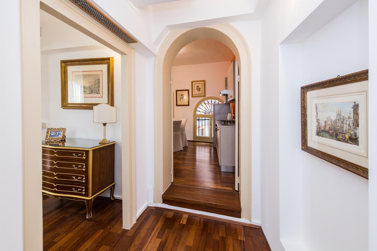 Savoia E Jolanda Apartments Venice Exterior photo